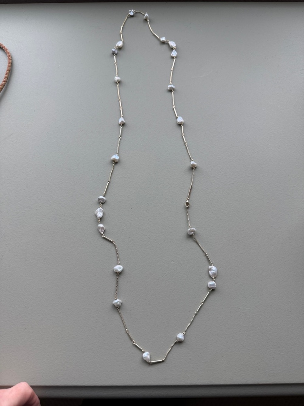 Kendra Scott White Baroque Pearl Station Necklace